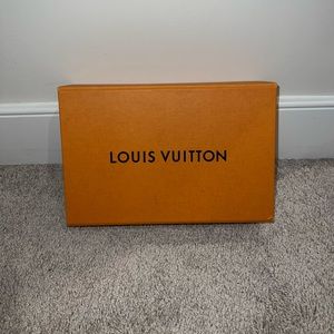 Louis Vuitton box